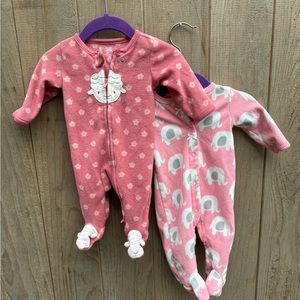 NB fleece sleep set. Pink fuzzy fleece newborn zip & button footie pajamas 🩷🩷